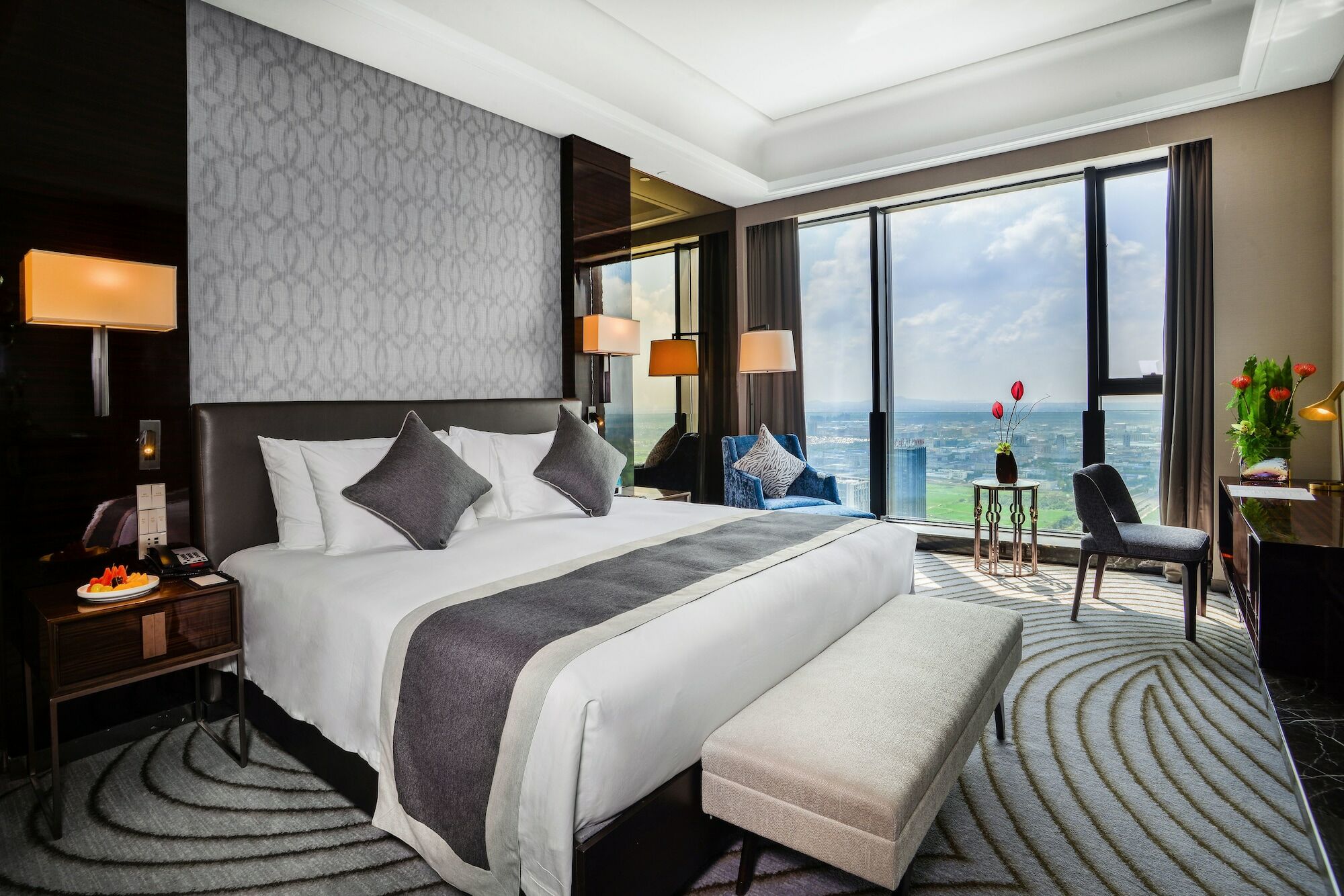 Grand New Century Hotel Haining Zhejiang Экстерьер фото