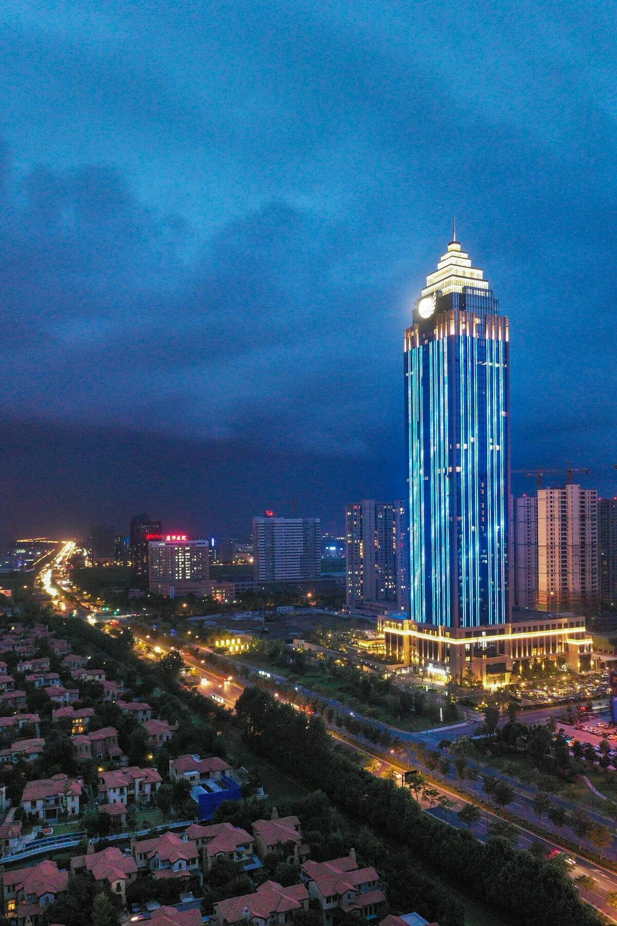 Grand New Century Hotel Haining Zhejiang Экстерьер фото